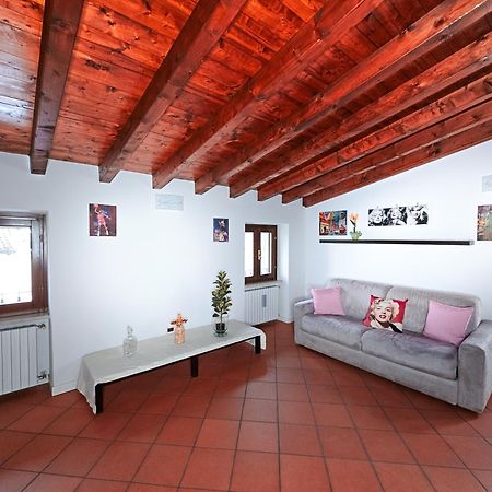 Apartmán Casa Marilyn Desenzano del Garda Exteriér fotografie